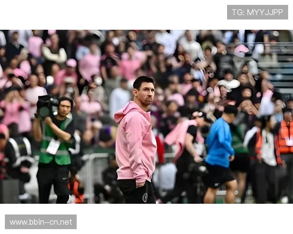 梅西再陷退役风波社交平台耐人寻味留言再度点燃球迷讨论热情高涨