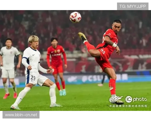 中超两战狂轰八球补时占半数尽显球队绝境反击火力全面爆发势头强 中超两战狂轰八球补时占半数尽显球队绝境反击火力全面爆发势头强