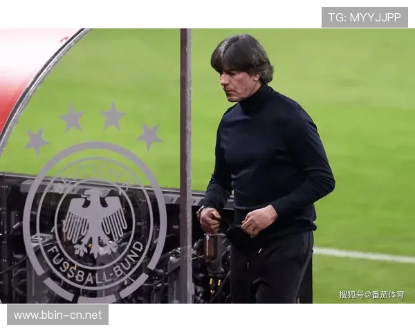 德国足协为欧国联决赛球迷从看台跌落身亡致哀深表痛惜 德国足协为欧国联决赛球迷从看台跌落身亡致哀深表痛惜