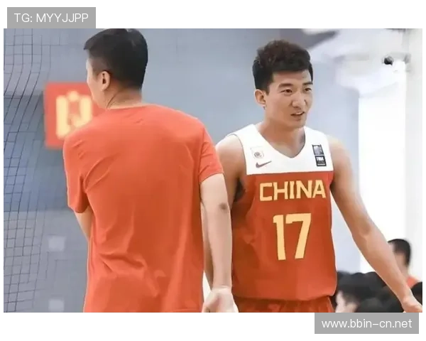 郭士强公布23人集训名单 高诗岩入选 常规赛得分王与DPOY未能入围